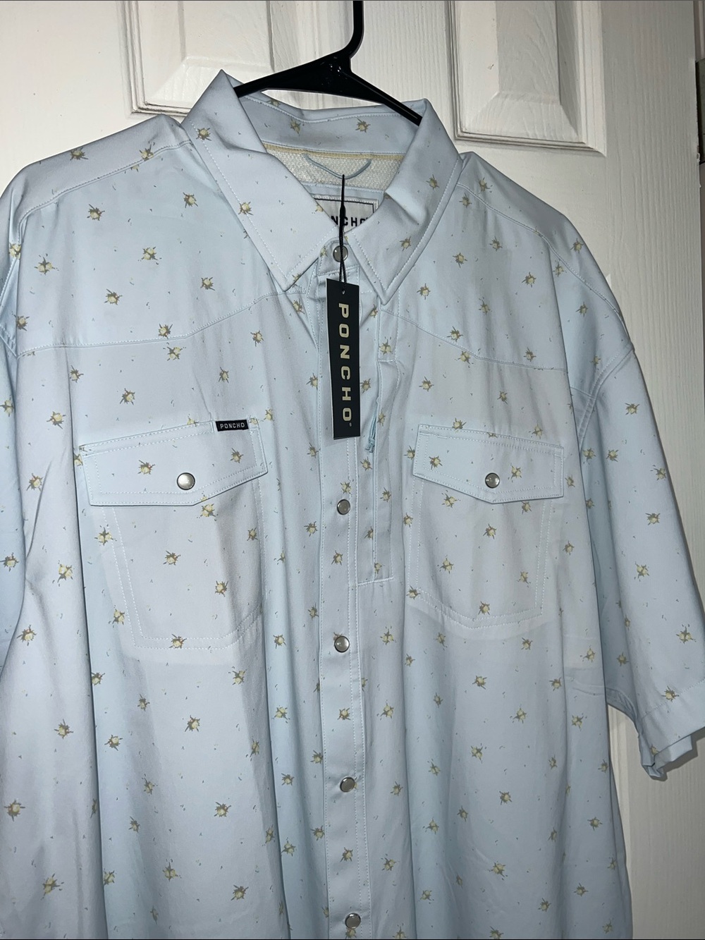 PONCHO Men's Light Blue Short-Sleeve Button-Down Shirt with Star  the Bonito